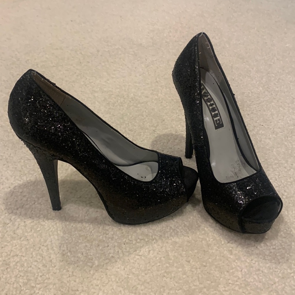 Sparkly Vera Wang Heels- Size 7